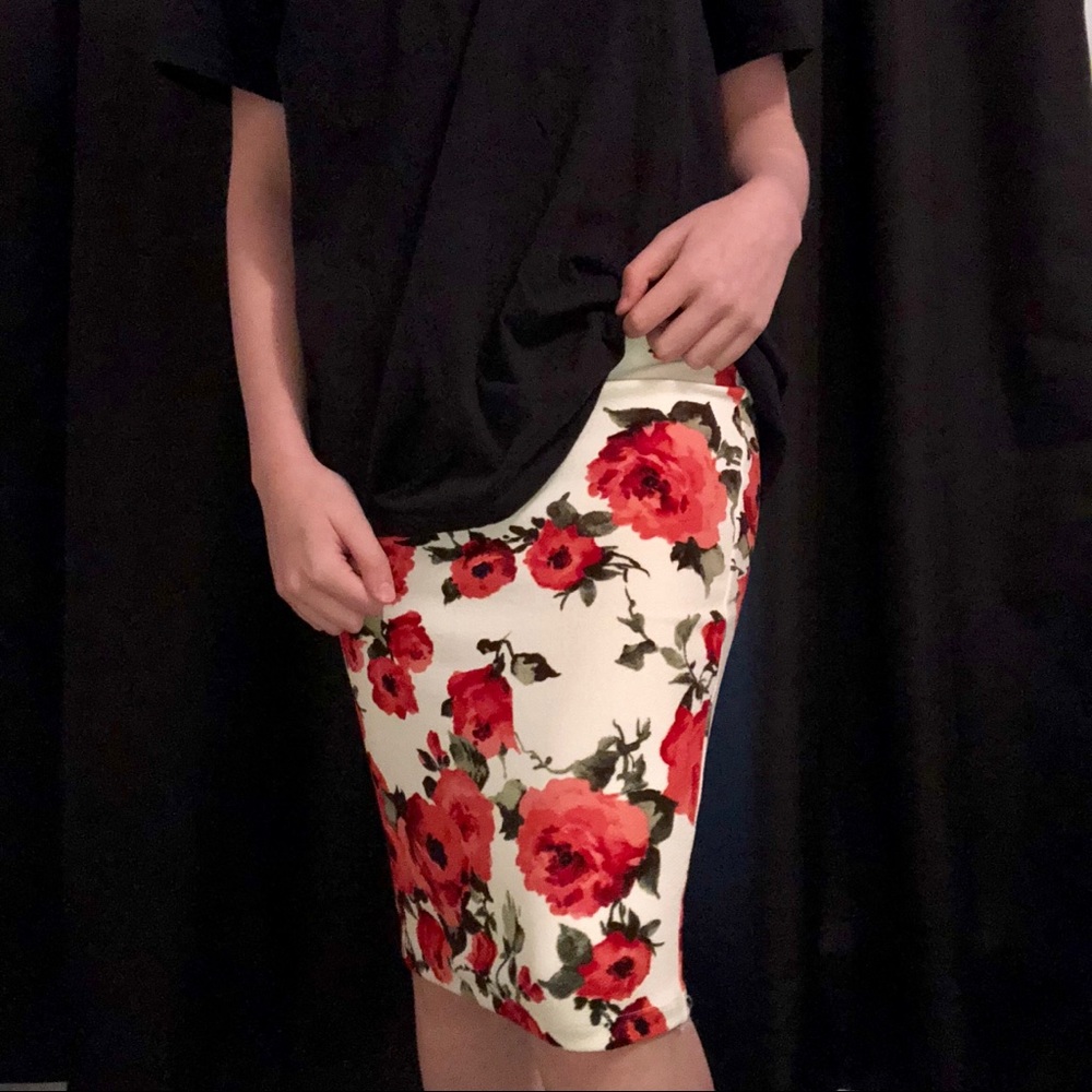 Floral pencil skirt